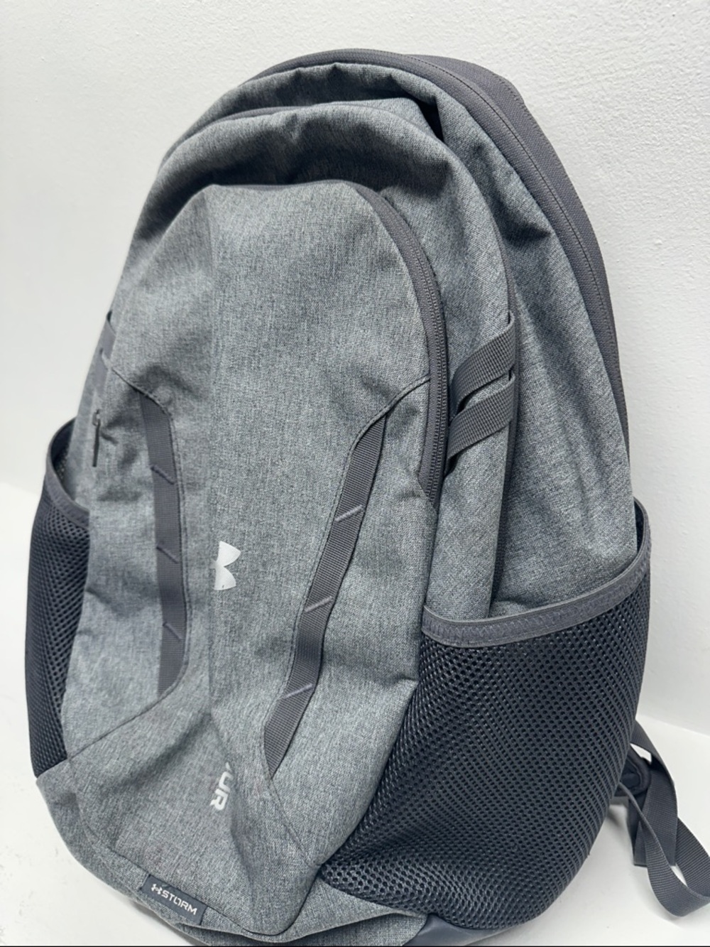 Under Armour Hustle 6.0 Backpack Storm Tech Laptop Sleeve Shoe Pocket Gray - Picture 3 of 7